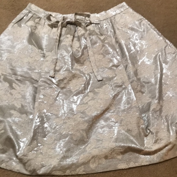 🌸NEW🌸 Moschino Cheap and Chic Rare Puffy Flower/Leaf Bow Tie Skirt - Picture 2 of 16